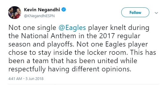eagles-knelt Former Eagles Player Presents Perfect Alternative To Trump's Cancelled W.H. Ceremony Donald Trump Politics Top Stories 